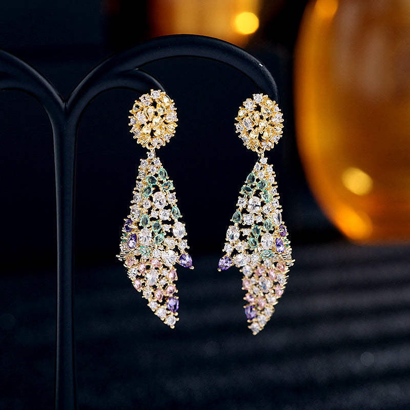 Irregular Muse Earrings – Sculpted Elegance with Personality